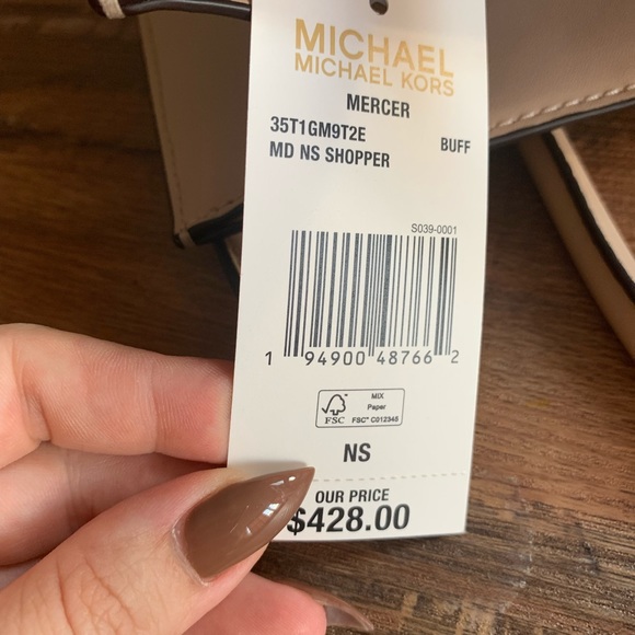 Michael Kors Mercer Medium Shopper Crossbody Buff - Picture 5 of 5